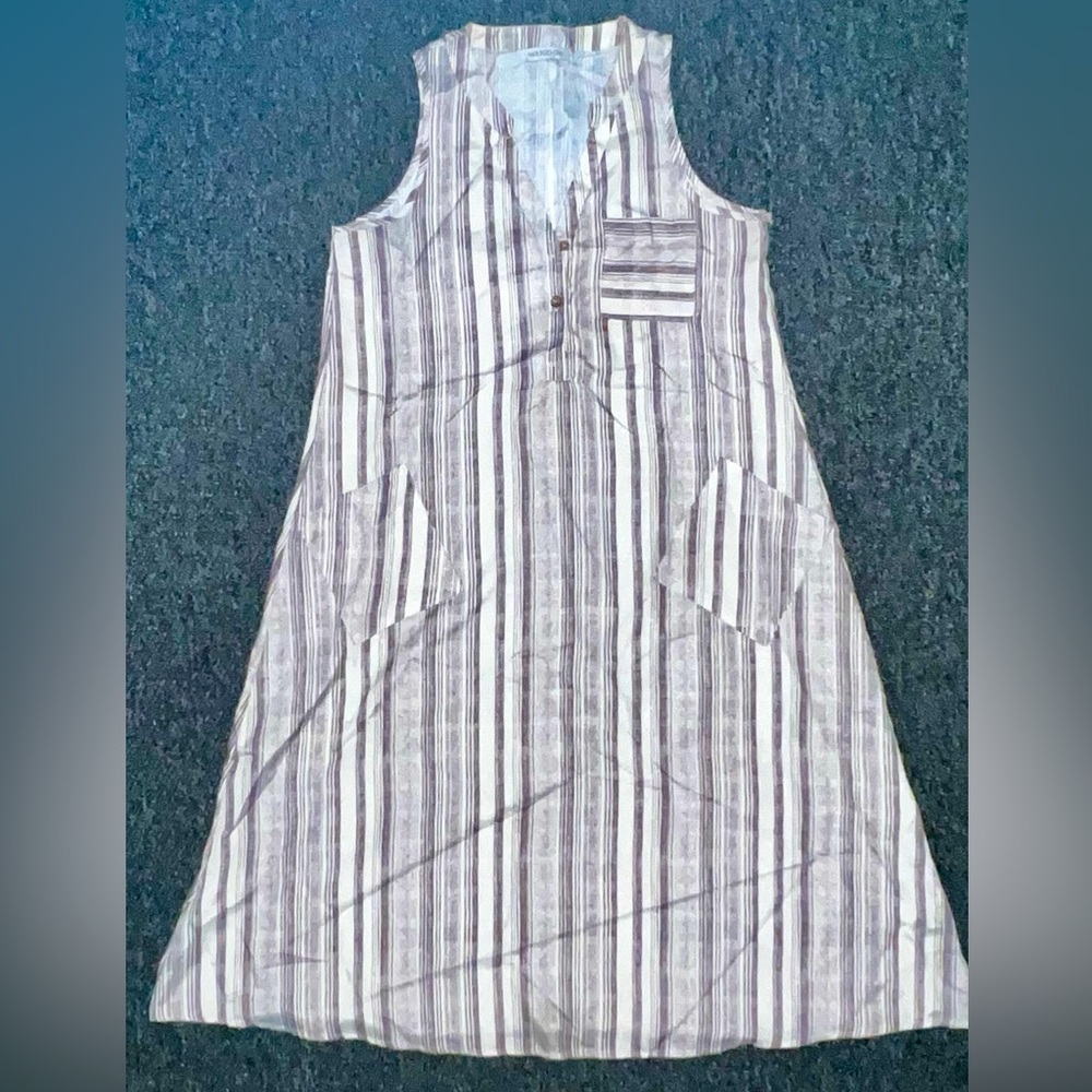 Woman’s Gray Dress
